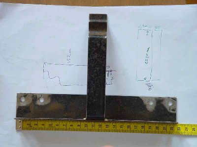 Heaterbracket frontal scale.jpg and 